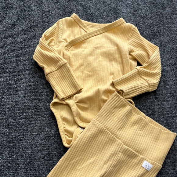 H&M organic cotton set Sz 2-4m euc bundle to save - Picture 2 of 8